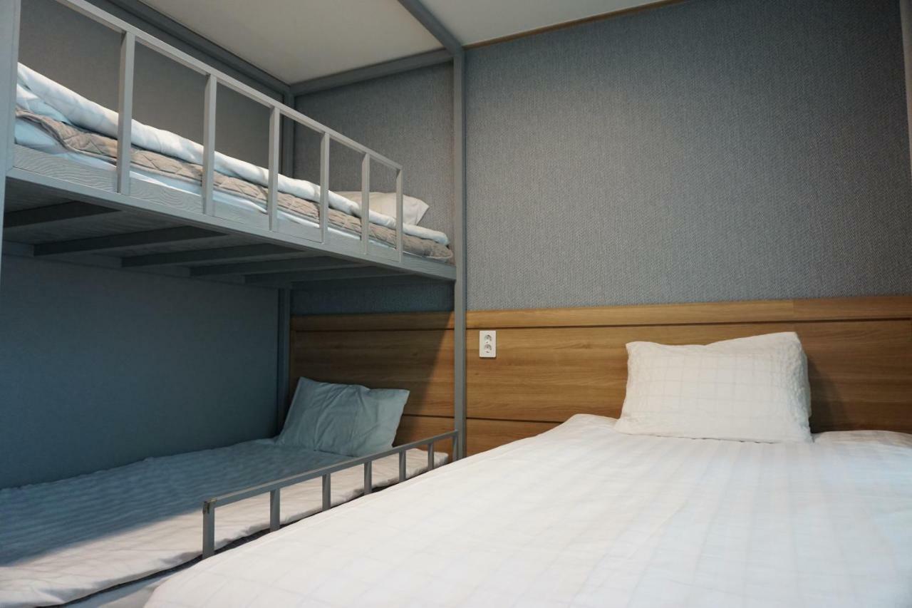 J-Honor Guesthouse Сеул Экстерьер фото
