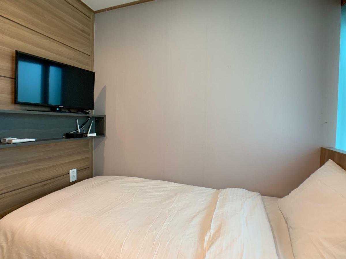 J-Honor Guesthouse Сеул Экстерьер фото