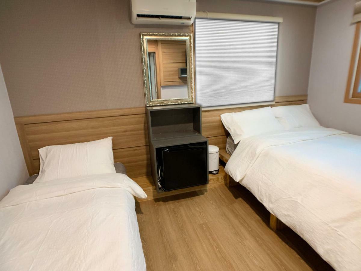 J-Honor Guesthouse Сеул Экстерьер фото